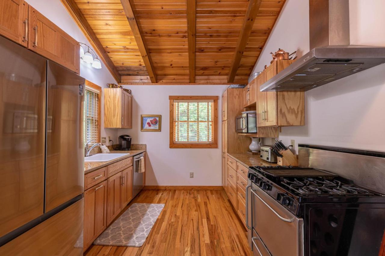 Villa Knotty Pine West Jefferson Esterno foto